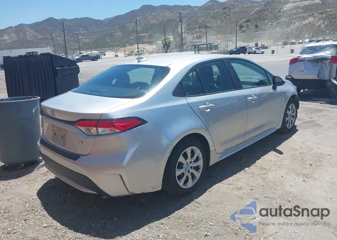 2020 Toyota Corolla Le z USA, uszkodzony, nr VIN 5YFEPRAE6LP041047